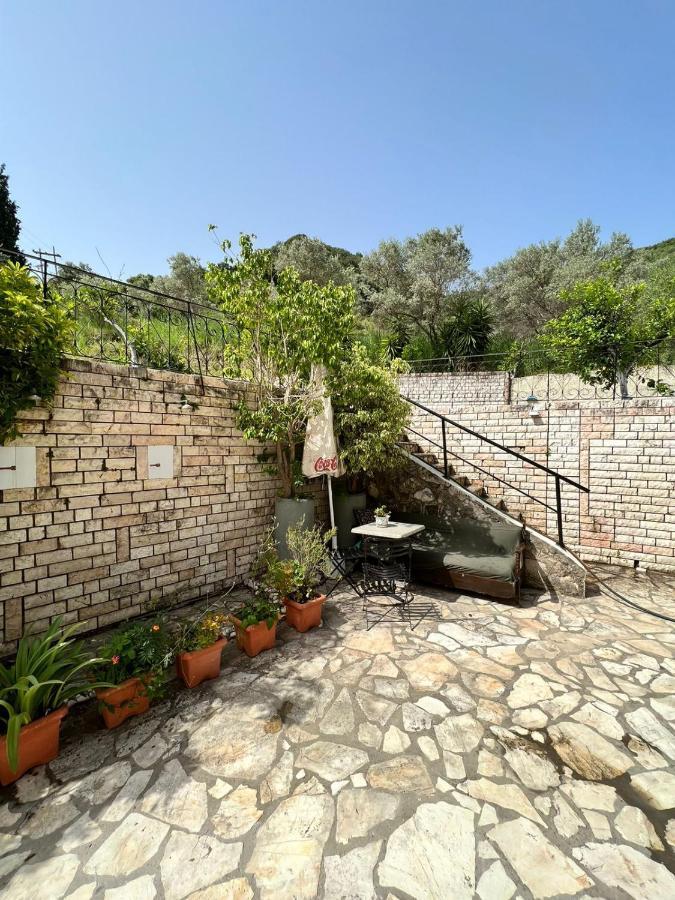 Lithino Apartments - 5Min From The Beach Agios Ioannis Peristerion Exterior photo