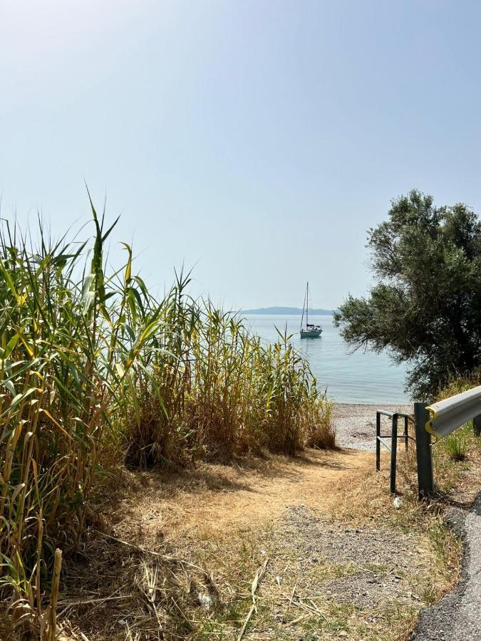 Lithino Apartments - 5Min From The Beach Agios Ioannis Peristerion Exterior photo