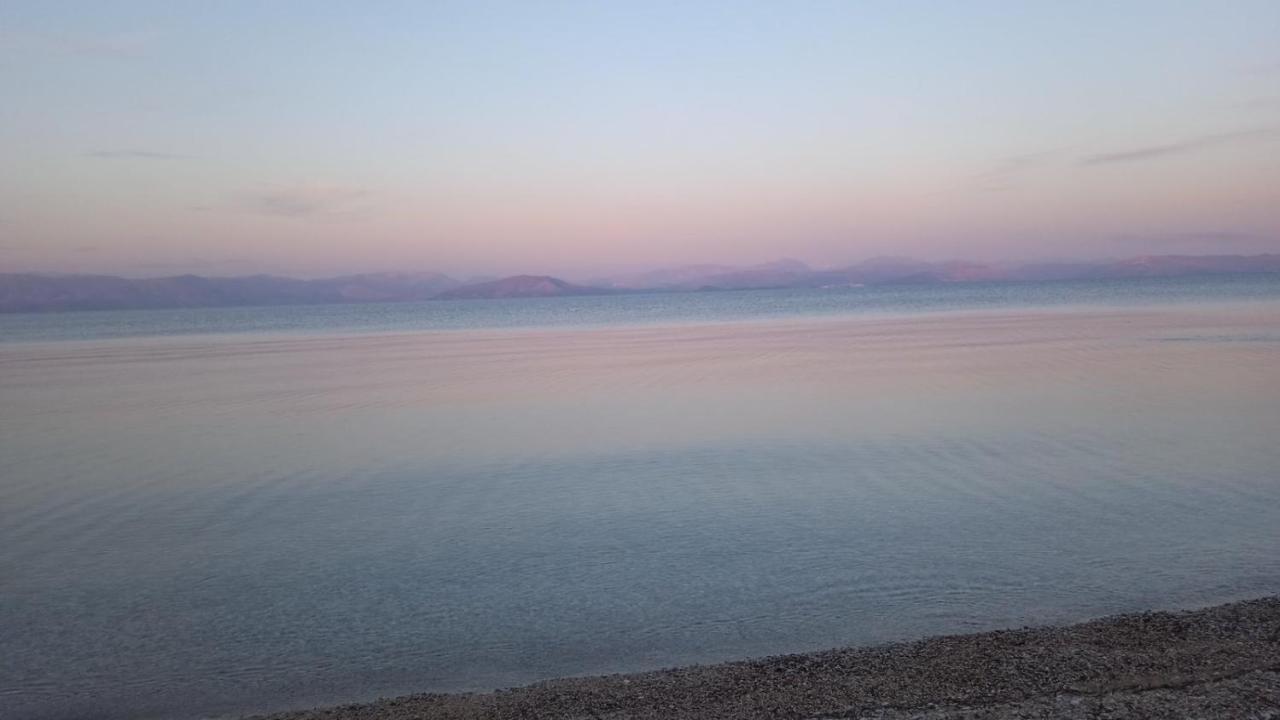 Lithino Apartments - 5Min From The Beach Agios Ioannis Peristerion Exterior photo